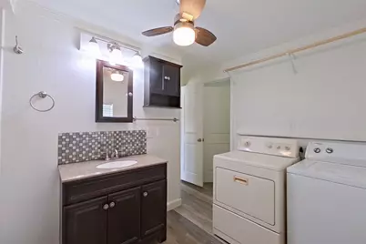 706 S Blackwell Street, La Porte, TX 77571 - Photo 19