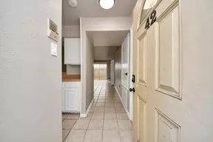 10075 Westpark Dr, Houston, TX 77042 - Photo 5