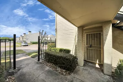 10075 Westpark Drive #42, Houston, TX 77042 - Photo 3