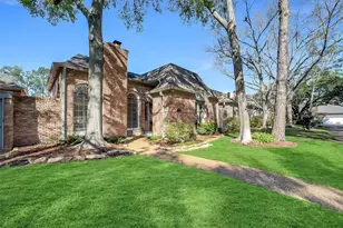 9410 Briar Forest Dr, Houston, TX 77063 - Photo 29