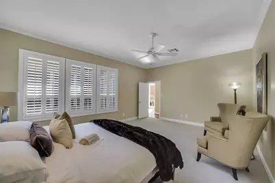 9410 Briar Forest Drive, Houston, TX 77063 - Photo 21