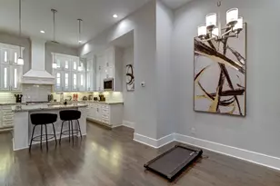 2020 McGowen St, Houston, TX 77004 - Photo 9