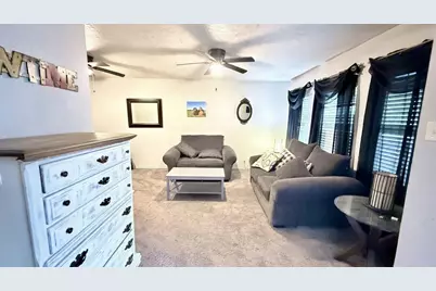 503 Honeysuckle Drive, La Marque, TX 77568 - Photo 5