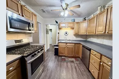 503 Honeysuckle Drive, La Marque, TX 77568 - Photo 7