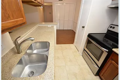 2120 El Paseo Street #2311, Houston, TX 77054 - Photo 11