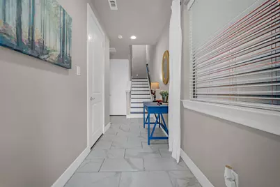 3411 Kensington Yellow Place, Houston, TX 77008 - Photo 3