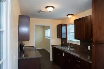 3108 Rey Avenue, Baytown, TX 77521 - Photo 7