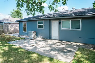 3108 Rey Avenue, Baytown, TX 77521 - Photo 27