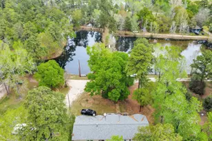 18207 Lark Ln, Conroe, TX 77384 - Photo 5