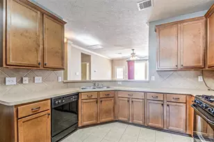4634 Arbor Ln, Pasadena, TX 77505 - Photo 9