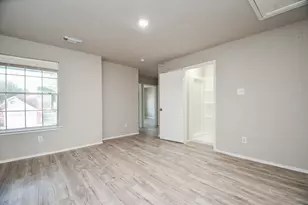 11659 Evesborough Dr, Houston, TX 77099 - Photo 17