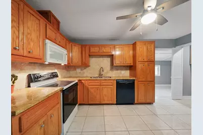 15522 Winter Briar Drive, Houston, TX 77489 - Photo 5