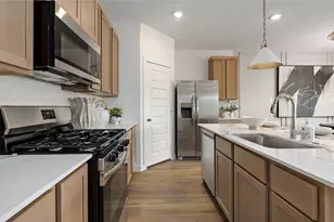 831 Gran Torino Dr, Houston, TX 77051 - Photo 5