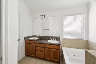 7926 Glenn Cliff Drive, Houston, TX 77064 - Photo 17