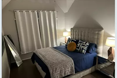 10609 Centre Forest Drive, Houston, TX 77043 - Photo 5