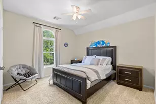 27 E Artist Grove Cir, The Woodlands, TX 77382 - Photo 29