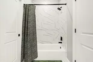 3510 Rebecca St, Houston, TX 77021 - Photo 9