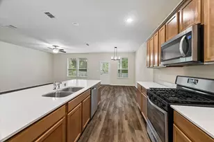 4050 Timber Sapp Dr, Conroe, TX 77304 - Photo 3