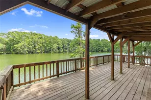 215 Center St, Cleveland, TX 77327 - Photo 27