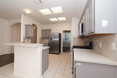 7 N Regan Mead Circle, The Woodlands, TX 77382 - Photo 15