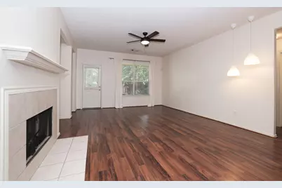 7 N Regan Mead Circle, The Woodlands, TX 77382 - Photo 11