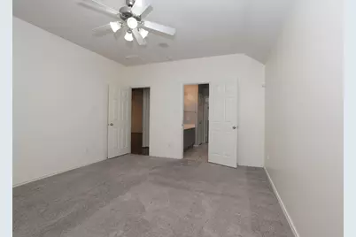 7 N Regan Mead Circle, The Woodlands, TX 77382 - Photo 21