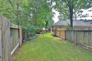 7 N Regan Mead Cir, The Woodlands, TX 77382 - Photo 35