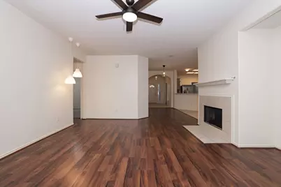 7 N Regan Mead Circle, The Woodlands, TX 77382 - Photo 13