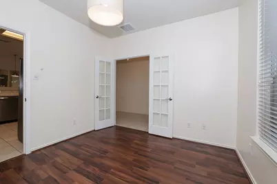 7 N Regan Mead Circle, The Woodlands, TX 77382 - Photo 9