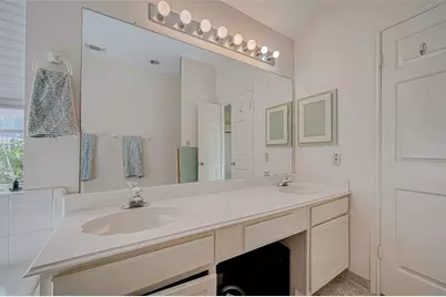 7030 River Garden Drive, Houston, TX 77095 - Photo 23