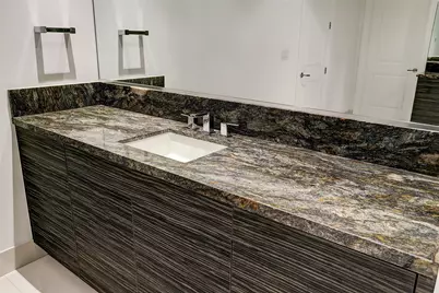 1409 Post Oak Boulevard #1304, Houston, TX 77056 - Photo 13