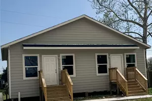 103 A Lincoln Cedar Dr, Baytown, TX 77523 - Photo 1