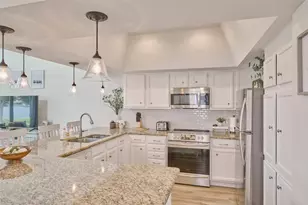 73 April Point Dr S, Montgomery, TX 77356 - Photo 17