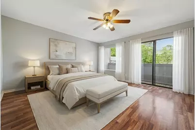 318 Litchfield Lane, Houston, TX 77024 - Photo 15