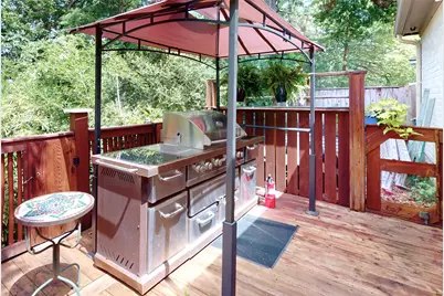 734 Plainwood Drive, Houston, TX 77079 - Photo 37