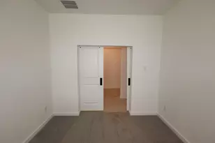 971 Tarkington Timbers Dr, Cleveland, TX 77327 - Photo 3