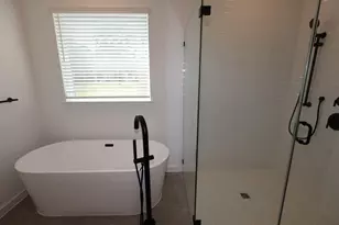 971 Tarkington Timbers Dr, Cleveland, TX 77327 - Photo 9