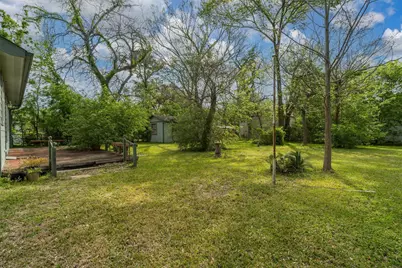 321 E Wilkins Street, League City, TX 77573 - Photo 19