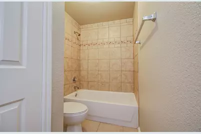 2255 Braeswood Park Drive #323, Houston, TX 77030 - Photo 9