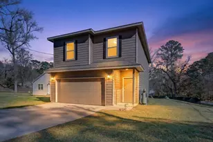 15678 Holly Dr, Montgomery, TX 77356 - Photo 3