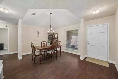 2210 Lady Leslie Lane, Pearland, TX 77581 - Photo 3