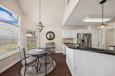 2210 Lady Leslie Lane, Pearland, TX 77581 - Photo 7