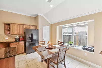 13710 Parkers Cove Court, Houston, TX 77044 - Photo 7