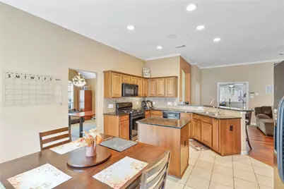 13710 Parkers Cove Court, Houston, TX 77044 - Photo 9