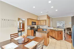 13710 Parkers Cove Ct, Houston, TX 77044 - Photo 9
