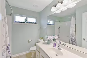 13710 Parkers Cove Ct, Houston, TX 77044 - Photo 23