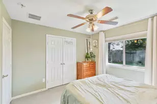 13710 Parkers Cove Ct, Houston, TX 77044 - Photo 25
