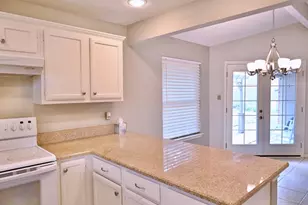 10207 Wayward Wind Ln, Houston, TX 77064 - Photo 9