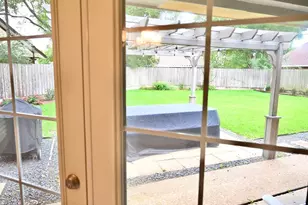 10207 Wayward Wind Ln, Houston, TX 77064 - Photo 15