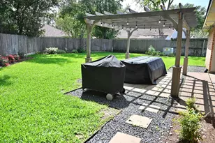 10207 Wayward Wind Ln, Houston, TX 77064 - Photo 33